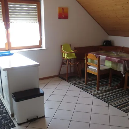 Les Brimbelles By Interhome Apartmán *